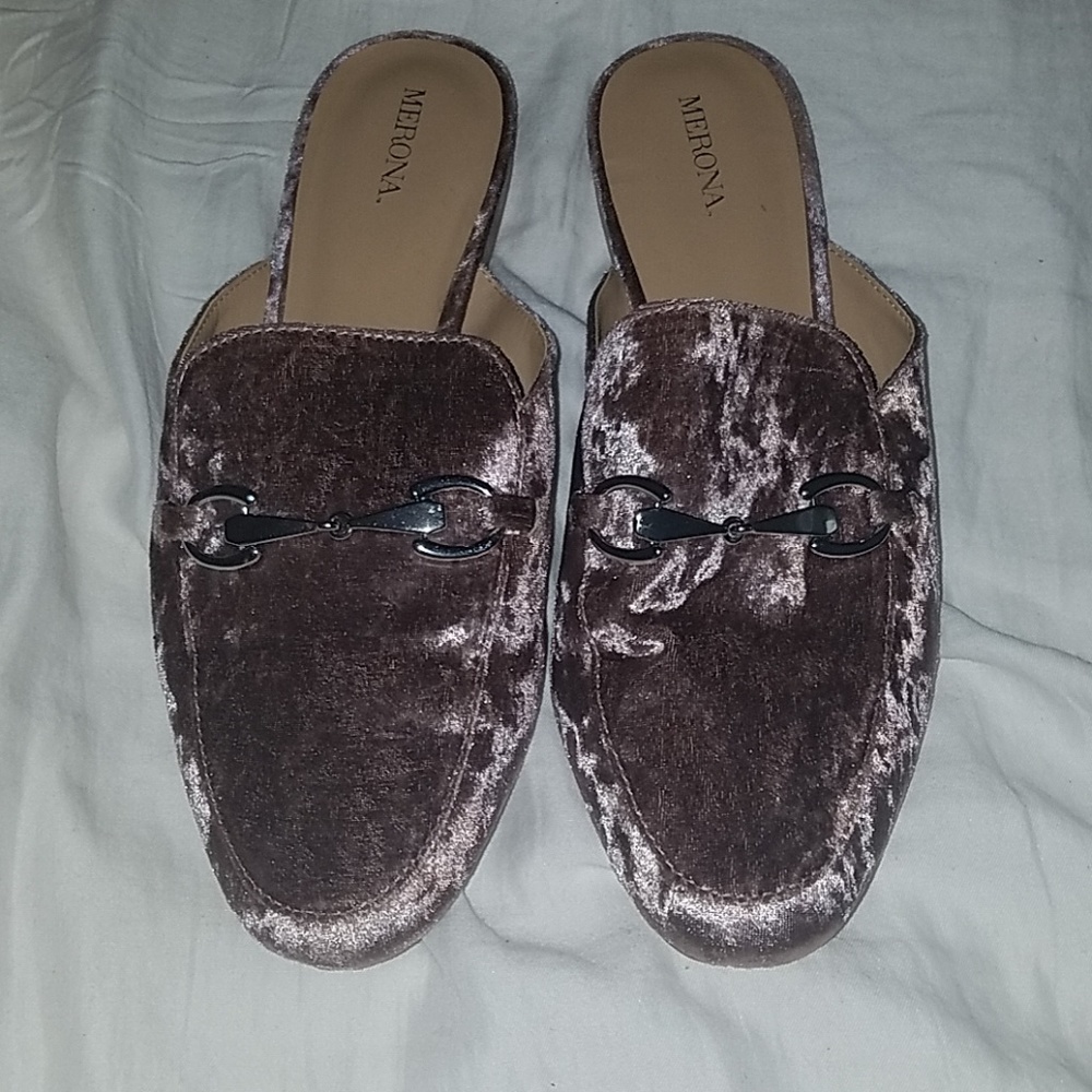Merona slip on slides